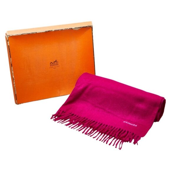 HERMES Pink Scarf - Picture 6 of 6